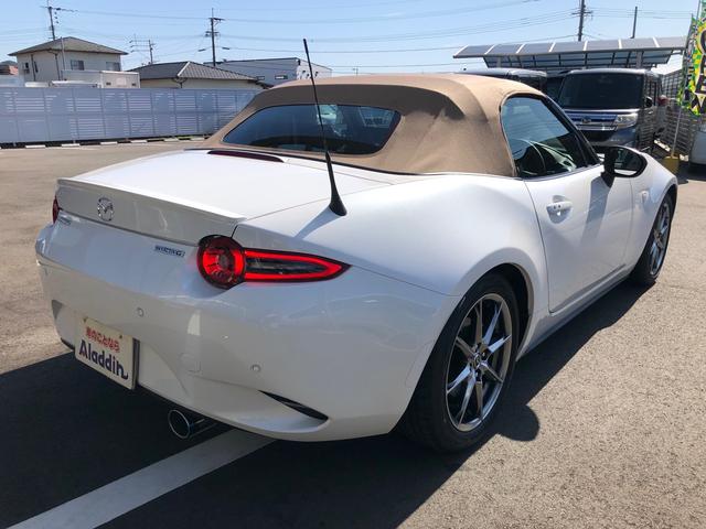 ロードスター Sレザーパッケージ Vセレクション ワンオーナー 純正ナビ バックモニター LEDヘッドライト スマートブレーキサポート ブラインドスポットモニタリング BOSEサウンド マツダスピードリアスポイラー TEIN車高調 HKSマフラー(4枚目)