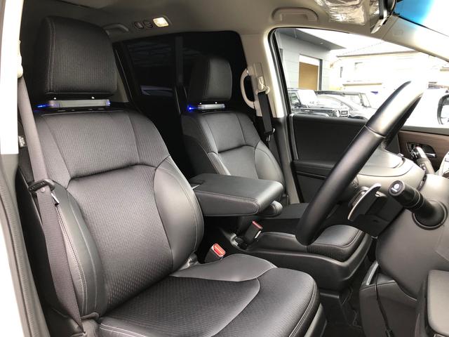 オデッセイ アブソルート・ＥＸ　ワンオーナー　純正ナビ　地デジ　グラウンドビュー　ＬＥＤヘッドライト　ホンダセンシング　ブラインドスポットインフォメーション　ハンズフリーアクセスパワーテールゲート　コートテクト　後席モニター　ＥＴＣ（8枚目）