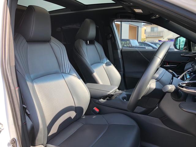 ハリアーＰＨＥＶ Ｚ　ワンオーナー　調光パノラマルーフ　革シート　純正ナビ　地デジ　パノラミックビューモニター　ＬＥＤヘッドライト　トヨタセーフティーセンス　ＪＢＬサウンド　パワーバックドア　パワーシート　シートエアコン（8枚目）