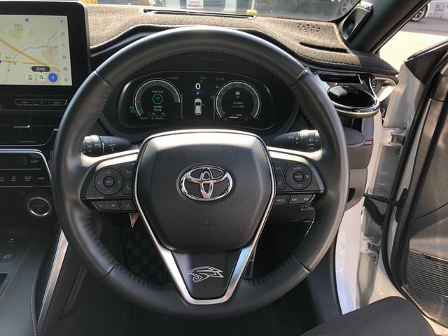 ハリアーＰＨＥＶ Ｚ　ワンオーナー　調光パノラマルーフ　革シート　純正ナビ　地デジ　パノラミックビューモニター　ＬＥＤヘッドライト　トヨタセーフティーセンス　ＪＢＬサウンド　パワーバックドア　パワーシート　シートエアコン（14枚目）