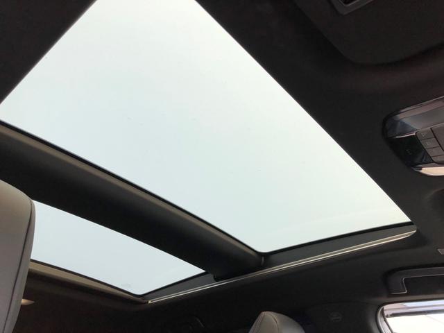 ハリアーＰＨＥＶ Ｚ　ワンオーナー　調光パノラマルーフ　革シート　純正ナビ　地デジ　パノラミックビューモニター　ＬＥＤヘッドライト　トヨタセーフティーセンス　ＪＢＬサウンド　パワーバックドア　パワーシート　シートエアコン（22枚目）