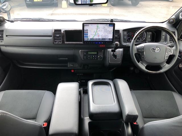 ハイエースバン スーパーGL ダークプライムII ワンオーナー 11インチナビ 地デジ パノラミックビューモニター LEDヘッドライト トヨタセーフティーセンス 両側パワースライドドア BLITZスポイラー ゲンブローダウン BACK9フェンダー(9枚目)