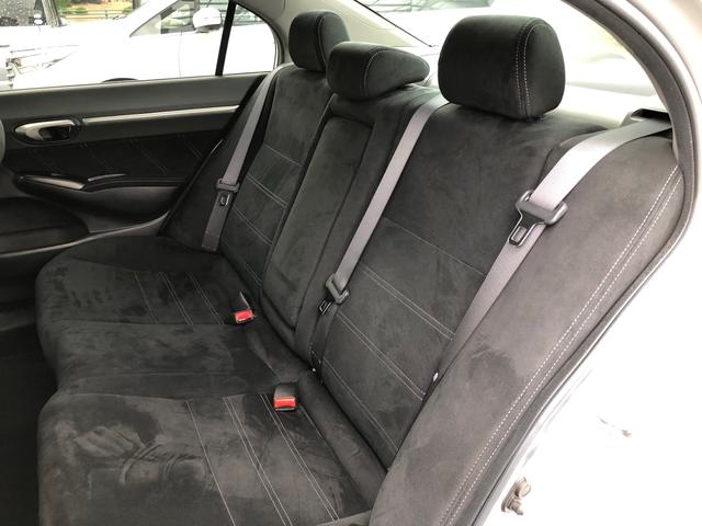 前オーナーさんが大切に乗っていたお車、直接仕入れていますので車内もとてもキレイですよ〜♪