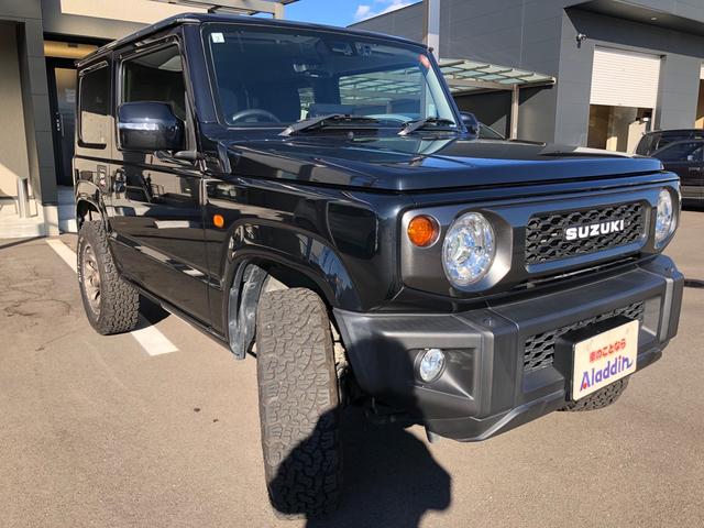 ジムニー ＸＣ　ターボ　４ＷＤ　ディスプレイオーディオ　ＬＥＤヘッドライト　デュアルセンサーブレーキサポート　ＡＬＰＩＮＥデジタルミラー　シートヒーター　ボンネットダンパー　Ｃ．Ｌ．ＬＩＮＫリアラダー　ＥＴＣ（2枚目）