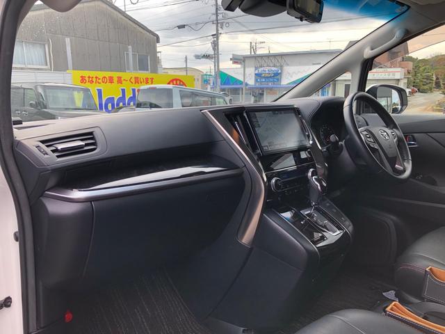 �O�I�[�i�[���񂪑�؂ɏ���Ă������ԁA���ڎd����Ă��܂��̂Ŏԓ����ƂĂ��L���C�ł���`��