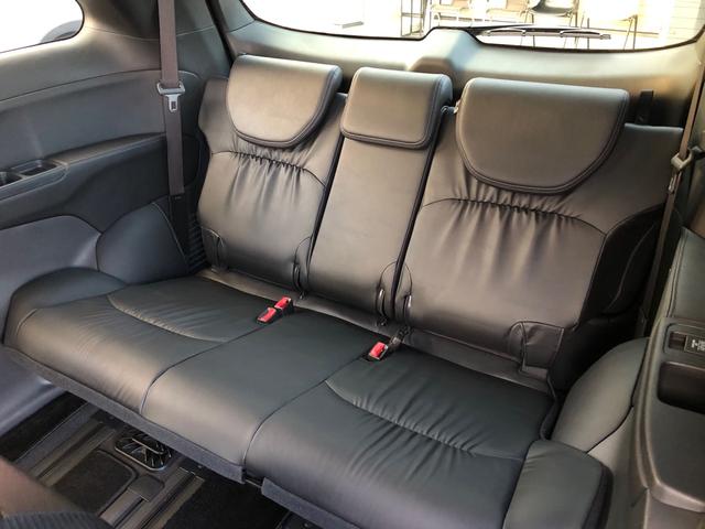 オデッセイハイブリッド ｅ：ＨＥＶアブソルート・ＥＸブラックエディション　ワンオーナー　純正９型ナビ　地デジ　マルチビューカメラ　ＬＥＤヘッドライト　ホンダセンシング　ブラインドスポットインフォメーション　パワーテールゲート　２列目シートヒーター　ワイヤレス充電器　ＥＴＣ（15枚目）