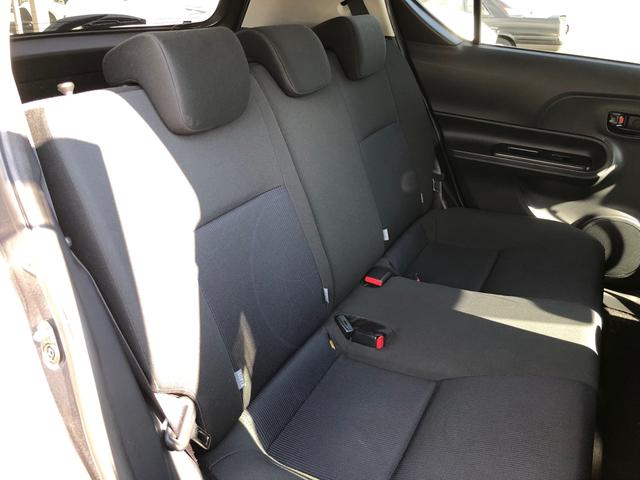 アクア Ｓ　ナビ（Ｂｌｕｅｔｏｏｔｈ　ＣＤ　ＤＶＤ）　地デジ　バックモニター　スマートキー　プッシュスタート　ＥＴＣ（12枚目）