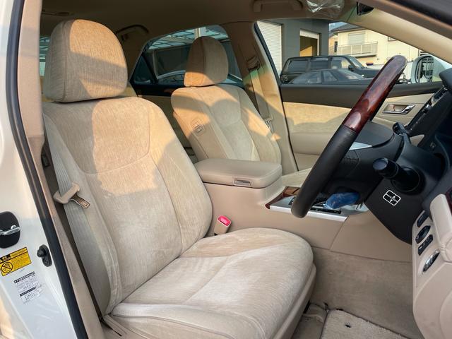 クラウン ２．５ロイヤルサルーン　プレミアムエディション　純正ナビ（Ｂｌｕｅｔｏｏｔｈ　ＣＤ　ＤＶＤ）　地デジ　バックモニター　キセノン　パワーシート　スマートキー　プッシュスタート　ＥＴＣ（8枚目）