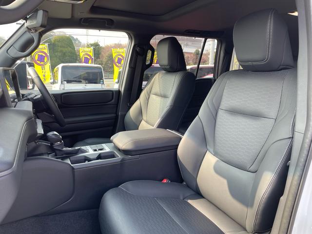 �O�I�[�i�[���񂪑�؂ɏ���Ă������ԁA���ڎd����Ă��܂��̂Ŏԓ����ƂĂ��L���C�ł���`��