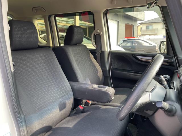 N-BOXカスタム G SSパッケージ 純正ナビ(Bluetooth CD DVD) 地デジ バックモニター キセノン パワースライドドア シートヒーター スマートキー プッシュスタート ETC(8枚目)