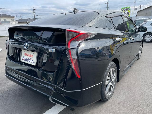 プリウス Ｓ　ナビ（Ｂｌｕｅｔｏｏｔｈ　ＣＤ　ＤＶＤ）　地デジ　バックモニター　ＬＥＤヘッドライト　トヨタセーフティーセンス　モデリスタエアロ　モデリスタＡＷ　スマートキー　プッシュスタート　ＥＴＣ（4枚目）