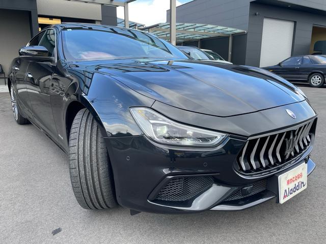 ���X�݌Ɏԗ������{���𒸂��A���ɗL��������܂��B�Ǝ��̎d���ꃋ�[�g�ɂ��A���i�E�i�����Ɏ��M���������܂��B