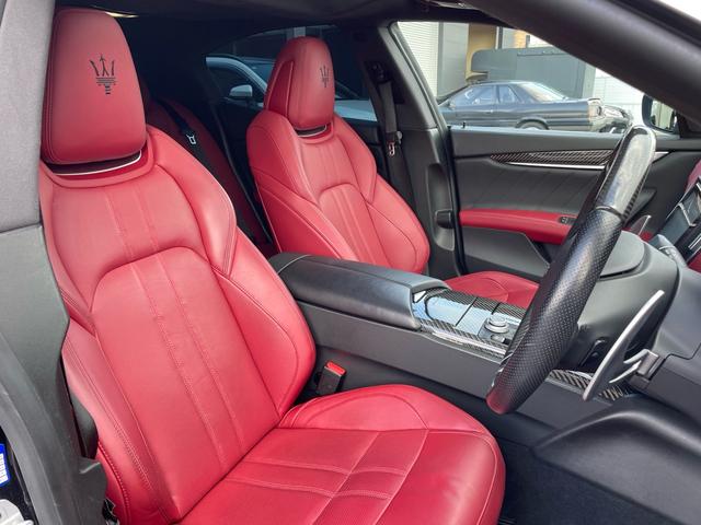 �O�I�[�i�[���񂪑�؂ɏ���Ă������ԁA���ڎd����Ă��܂��̂Ŏԓ����ƂĂ��L���C�ł���`��