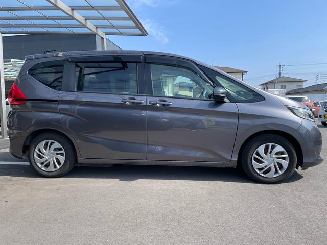 フリード G・ホンダセンシング ワンオーナー 純正インターナビ(Bluetooth CD DVD SD) 地デジ バックモニター LEDヘッドライト ホンダセンシング 両側パワースライドドア スマートキー プッシュスタート ETC(3枚目)