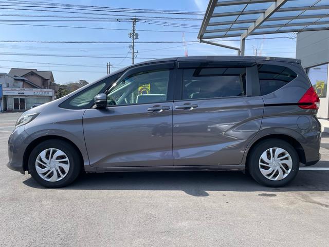 フリード G・ホンダセンシング ワンオーナー 純正インターナビ(Bluetooth CD DVD SD) 地デジ バックモニター LEDヘッドライト ホンダセンシング 両側パワースライドドア スマートキー プッシュスタート ETC(6枚目)