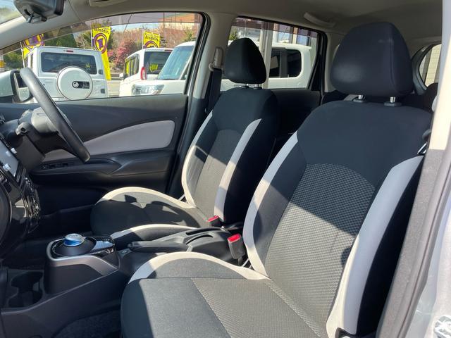 ノート ｅ－パワー　Ｘ　ワンオーナー　純正ナビ（Ｂｌｕｅｔｏｏｔｈ　ＣＤ　ＤＶＤ　ＳＤ）　地デジ　アラウンドビューモニター　ＬＥＤヘッドライト　エマージェンシーブレーキ　デジタルインナーミラー　スマートキー　プッシュスタート（11枚目）