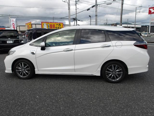 シャトル ハイブリッドＺ　ホンダセンシング　１オーナー／８インチ外ナビ／フルセグ／Ｂｌｕｅｔｏｏｔｈ／ＥＴＣ／ドラレコ前後／シートヒーター／ＬＥＤヘッドライト／オートハイビーム／ＬＥＤフォグライト／禁煙車（8枚目）