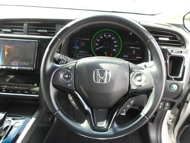 シャトル ハイブリッドＺ　ホンダセンシング　１オーナー／８インチ外ナビ／フルセグ／Ｂｌｕｅｔｏｏｔｈ／ＥＴＣ／ドラレコ前後／シートヒーター／ＬＥＤヘッドライト／オートハイビーム／ＬＥＤフォグライト／禁煙車（18枚目）