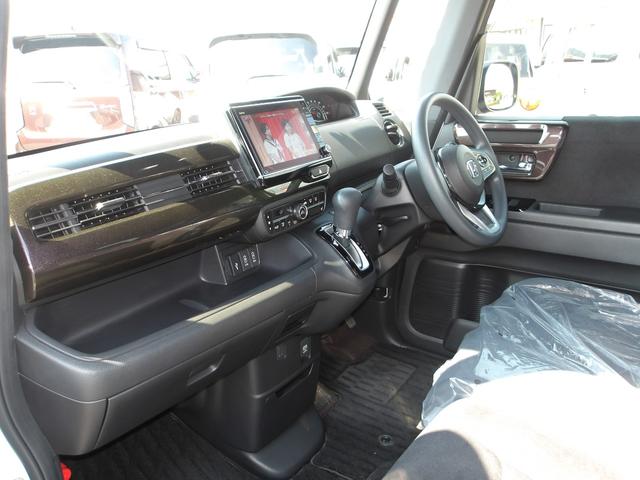 Ｎ－ＢＯＸカスタム Ｇ・Ｌホンダセンシング　１オーナー／純正８インチＳＤナビ／フルセグ／Ｂｌｕｅｔｏｏｔｈ／ステリモ／クルコン／Ｒカメラ／ＥＴＣ／オートリトラ／シートヒーター／純正ドラレコ前後／左側パワスラ／ＬＥＤフォグライト／禁煙車（16枚目）