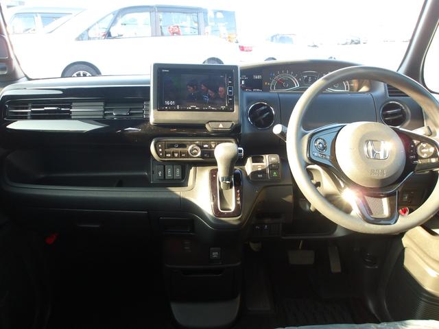 Ｎ－ＢＯＸカスタム Ｌ　１オーナー／純正ナビ／Ｂｌｕｅｔｏｏｔｈ／禁煙車／フルセグ／ステリモ／クルコン／Ｒカメラ／左側パワスラ／シートヒーター／オートリトラミラー／ＬＥＤヘッドライト／ＬＥＤフォグライト（18枚目）