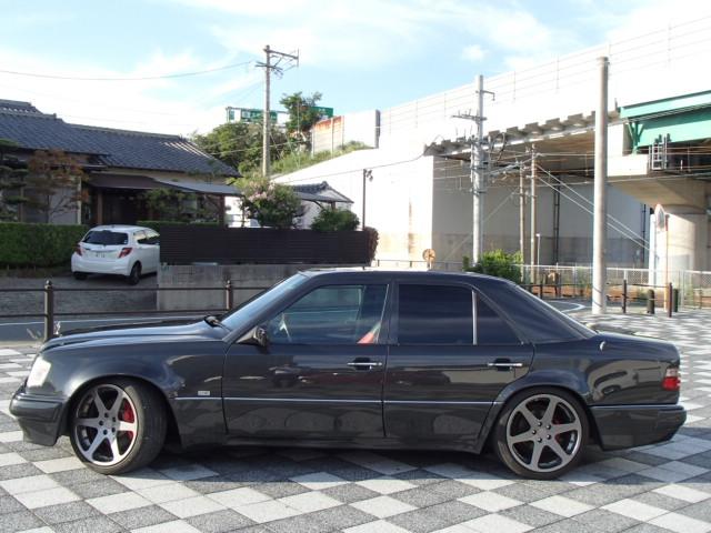 E500 サンルーフ 革シート ウッドコンビハンドル ETC(6枚目)