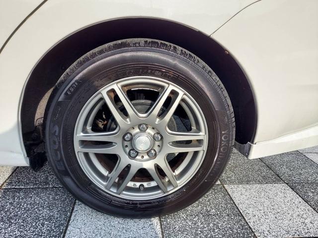 プリウス Ｓツーリングセレクション　ドライブシャフト交換済　ブレーキ前後交換済　サブバッテリー新品交換済　ＥＴＣ　ＴＶ　アルミホイール　オートライト　キーレスエントリー　電動格納ミラー　フルフラット　ＣＶＴ　盗難防止システム（36枚目）