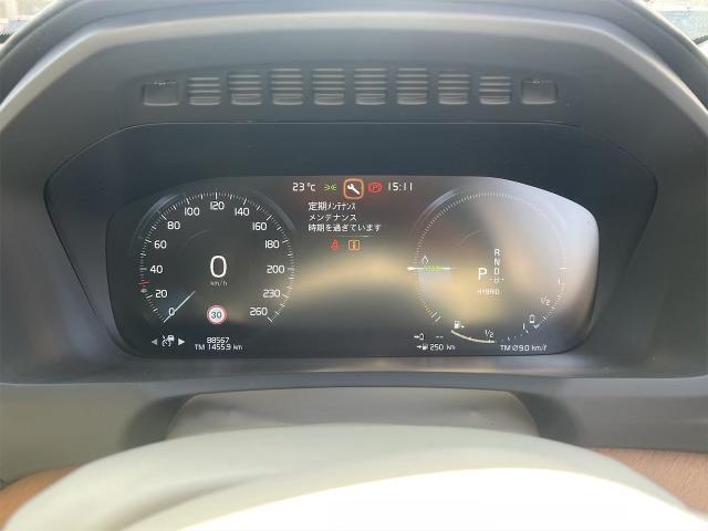 ＸＣ９０ Ｔ８　ツインエンジン　ＡＷＤ　インスクリプション　ナビ　全周囲カメラ　サンルーフ　レザーシート　クリアランスソナー　電動リアゲート　ＬＥＤヘッドライト　スマートキー　アルミ（34枚目）