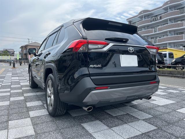 ＲＡＶ４ Ｇ　４ＷＤ　フルセグナビ　バックモニター　ドライブレコーダー　本革シート　スマートキー　純正アルミ　クルーズコントロール　ＥＴＣ　ＬＥＤヘッドライト　レーンアシスト（12枚目）