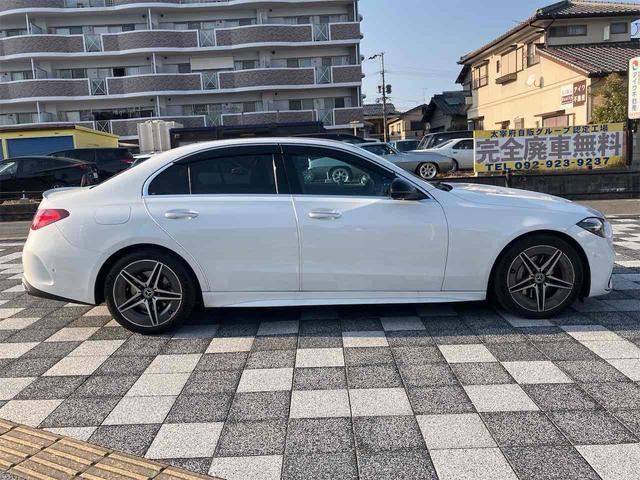 Ｃクラス Ｃ２００アバンギャルド　ＡＭＧライン　ドライブレコーダー　ＥＴＣ　クリアランスソナー　オートクルーズコントロール　全周囲カメラ　ナビ　ＴＶ　アルミホイール　オートライト　ＣＶＴ　シートヒーター　スマートキー　アイドリングストップ（14枚目）