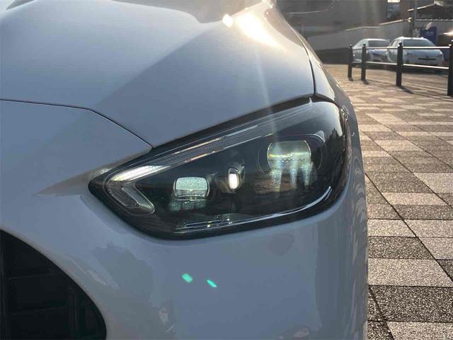 Ｃクラス Ｃ２００アバンギャルド　ＡＭＧライン　ドライブレコーダー　ＥＴＣ　クリアランスソナー　オートクルーズコントロール　全周囲カメラ　ナビ　ＴＶ　アルミホイール　オートライト　ＣＶＴ　シートヒーター　スマートキー　アイドリングストップ（33枚目）