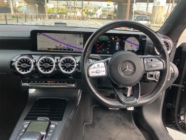 ＣＬＡクラス ＣＬＡ１８０　ＡＭＧライン　クリアランスソナー　レーンアシスト　オートクルーズコントロール　衝突被害軽減システム　バックカメラ　ナビ　アルミホイール　オートライト　ＬＥＤヘッドランプ　ＡＴ　シートヒーター　スマートキー（3枚目）