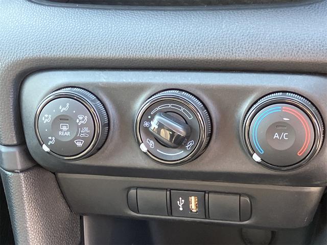 ヤリス Ｘ　ＥＴＣ　全周囲カメラ　ナビ　クリアランスソナー　レーンアシスト　衝突被害軽減システム　オートマチックハイビーム　オートライト　スマートキー　電動格納ミラー　ＣＶＴ　盗難防止システム　衝突安全ボディ（7枚目）