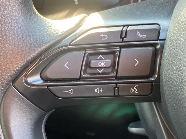 ヤリス Ｘ　ＥＴＣ　全周囲カメラ　ナビ　クリアランスソナー　レーンアシスト　衝突被害軽減システム　オートマチックハイビーム　オートライト　スマートキー　電動格納ミラー　ＣＶＴ　盗難防止システム　衝突安全ボディ（40枚目）