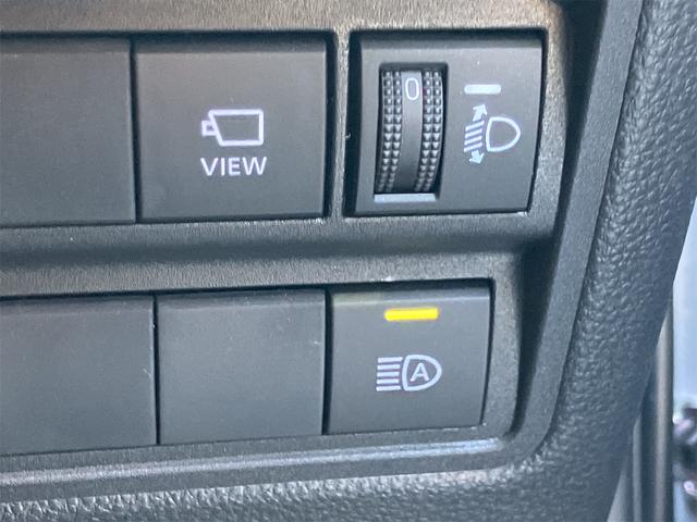 ヤリス Ｘ　ＥＴＣ　全周囲カメラ　ナビ　クリアランスソナー　レーンアシスト　衝突被害軽減システム　オートマチックハイビーム　オートライト　スマートキー　電動格納ミラー　ＣＶＴ　盗難防止システム　衝突安全ボディ（47枚目）