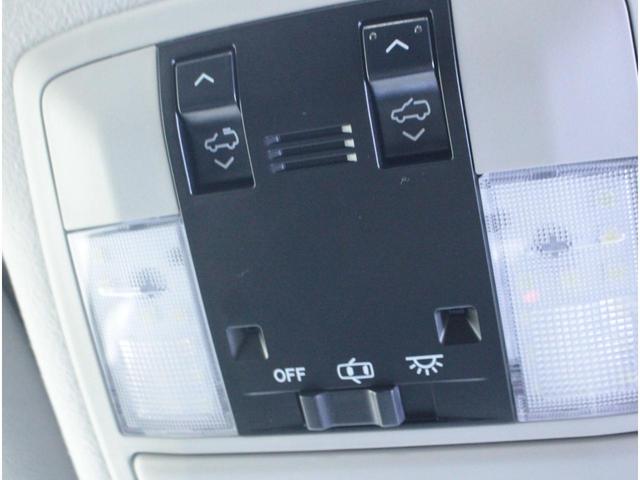 TX 全国3年保証付 サンルーフ ワンオーナー 禁煙車 ディーゼルターボ 社外メモリーナビ フルセグ バックカメラ ETC クルーズコントロール ダウンヒルアシスト 社外革調シートカバー LEDライト(18枚目)