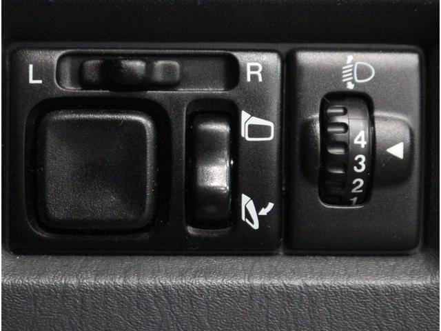 クロスアドベンチャーXC 全国3年保証付 4WDターボ 社外SDナビ ワンセグ ハーフレザーシート シートヒーター フォグランプ キーレス 16AW(25枚目)