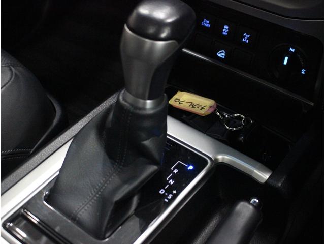 TX Lパッケージ 全国3年保証付 ワンオーナー 禁煙車 本革シート サンルーフ TRDエアロ ディーゼルターボ 純正SDナビ Bカメラ レーダークルコン クリアランスソナー ダウンヒルA レーンアシスト 衝突被害軽減(17枚目)