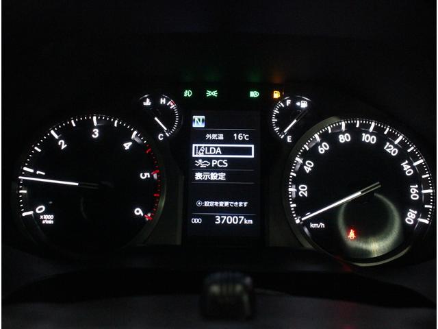 TX Lパッケージ 全国3年保証付 ワンオーナー 禁煙車 本革シート サンルーフ TRDエアロ ディーゼルターボ 純正SDナビ Bカメラ レーダークルコン クリアランスソナー ダウンヒルA レーンアシスト 衝突被害軽減(25枚目)