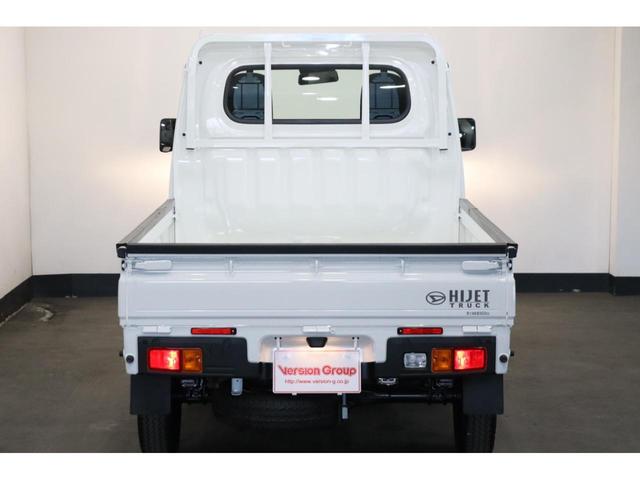 スタンダード 新車保証継承付 ワンオーナー 5速MT 4WD 三方開 アイドリングストップ クリアランスソナー 衝突被害軽減 エアコン パワステ パワーウインドウ 工具箱 ラバーマット(38枚目)