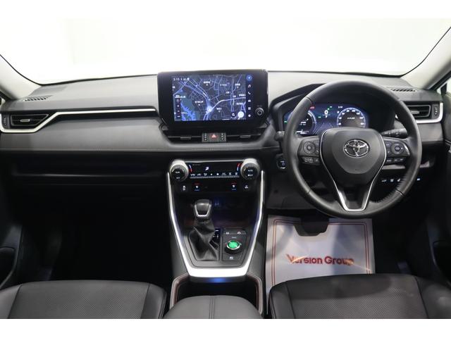 ＲＡＶ４ ハイブリッドＧ　新車保証継承付　モデリスタエアロ　パノラマルーフ　本革シート　デジタルインナーミラー　全周囲カメラ　ＢＳＭ　ＨＤＭＩ　アクセサリーソケット　メモリーナビ　フルセグ　ＥＴＣ　前後ドラレコ　１８ＡＷ（9枚目）