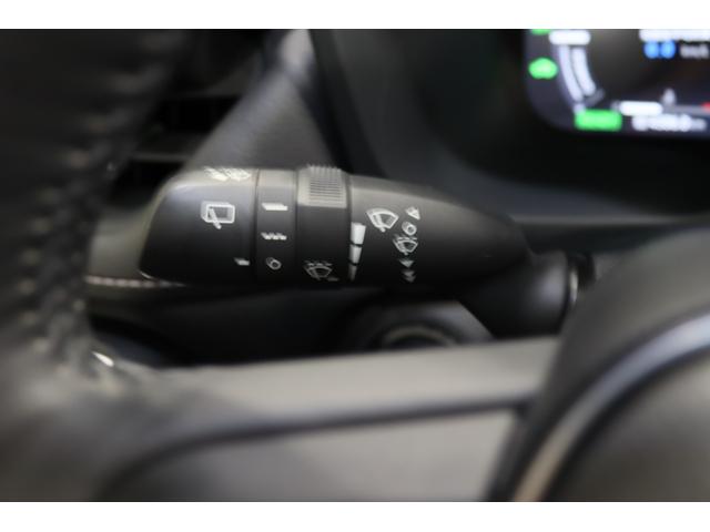 ＲＡＶ４ ハイブリッドＧ　新車保証継承付　モデリスタエアロ　パノラマルーフ　本革シート　デジタルインナーミラー　全周囲カメラ　ＢＳＭ　ＨＤＭＩ　アクセサリーソケット　メモリーナビ　フルセグ　ＥＴＣ　前後ドラレコ　１８ＡＷ（32枚目）