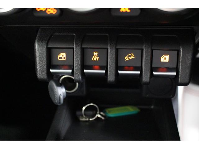 ジムニー ＸＣ　新車保証継承付　ワンオーナー　禁煙車　４ＷＤターボ　社外ナビ　フルセグ　バックカメラ　クルコン　クリアランスソナー　レーンアシスト　衝突被害軽減　シートヒーター　ＬＥＤ　オートハイビーム　１６ＡＷ（17枚目）