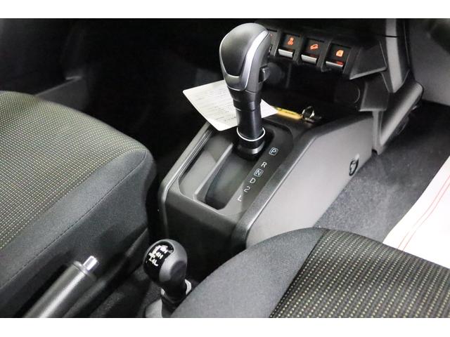ジムニー ＸＣ　新車保証継承付　ワンオーナー　禁煙車　４ＷＤターボ　社外ナビ　フルセグ　バックカメラ　クルコン　クリアランスソナー　レーンアシスト　衝突被害軽減　シートヒーター　ＬＥＤ　オートハイビーム　１６ＡＷ（12枚目）