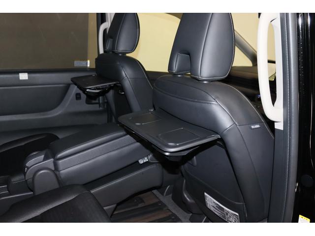 セレナ ｅ－パワー　ハイウェイスターＶ　新車保証継承付　ワンオーナー　禁煙車　後席モニター　インテリジェントルームミラー　フロントプロテクター　全周囲カメラ　メモリーナビ　フルセグ　ＥＴＣ　フロアカーペットフローリングセット　１６ＡＷ（29枚目）