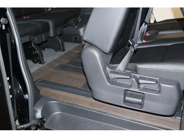 セレナ ｅ－パワー　ハイウェイスターＶ　新車保証継承付　ワンオーナー　禁煙車　後席モニター　インテリジェントルームミラー　フロントプロテクター　全周囲カメラ　メモリーナビ　フルセグ　ＥＴＣ　フロアカーペットフローリングセット　１６ＡＷ（30枚目）