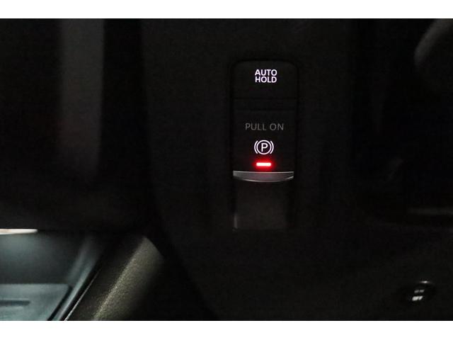 セレナ ｅ－パワー　ハイウェイスターＶ　新車保証継承付　ワンオーナー　禁煙車　後席モニター　インテリジェントルームミラー　フロントプロテクター　全周囲カメラ　メモリーナビ　フルセグ　ＥＴＣ　フロアカーペットフローリングセット　１６ＡＷ（35枚目）