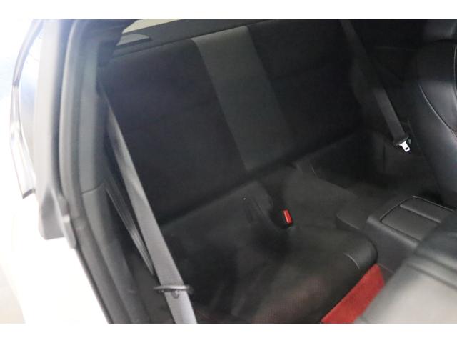 ＧＲ８６ ＲＺ　新車保証継承付　ワンオーナー　ＴＲＤフルエアロ　ＧＲマフラー　９ｉｎメモリ―ナビ　フルセグ　バックカメラ　セーフティセンス　ハーフレザーシート　シートヒーター　ＬＥＤライト　オートライト　１８ＡＷ（11枚目）