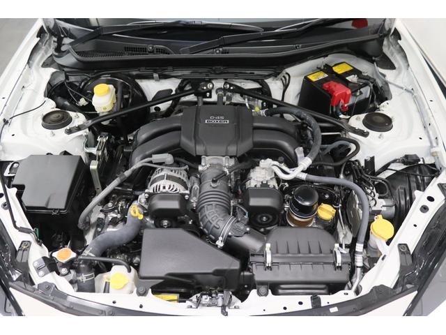 ＧＲ８６ ＲＺ　新車保証継承付　ワンオーナー　ＴＲＤフルエアロ　ＧＲマフラー　９ｉｎメモリ―ナビ　フルセグ　バックカメラ　セーフティセンス　ハーフレザーシート　シートヒーター　ＬＥＤライト　オートライト　１８ＡＷ（31枚目）