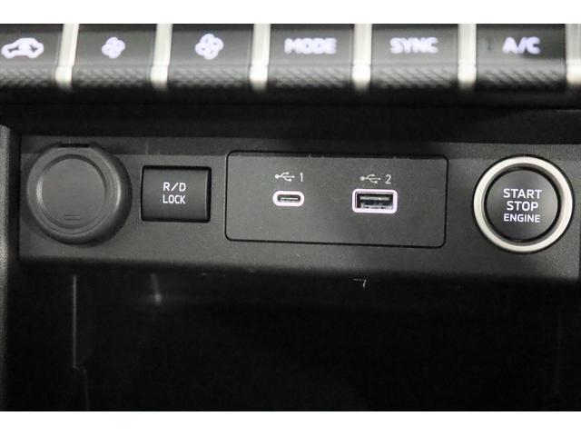 トライトン ＧＳＲ　新車保証継承付　ワンオーナー　ディーゼルターボ　トライトンパッケージ　ベッドライナー　本革　メモリーナビ　フルセグ　全周囲カメラ　リアデフロック　社外ドラレコ　ステアヒーター　シートヒーター　１８ＡＷ（33枚目）