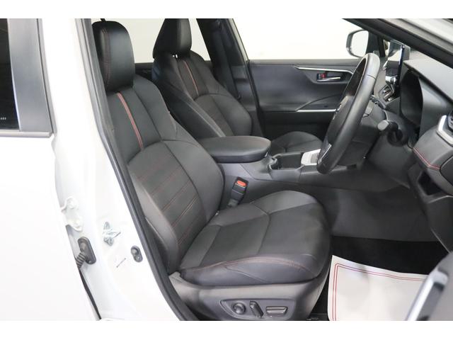 ＲＡＶ４ ＰＨＶ Ｚ　新車保証継承付　モデリスタ　デジタルインナーミラー　全周囲カメラ　置くだけ充電　ＥＴＣ　ドラレコ　レーダークルコン　クリアランスソナー　レーンアシスト　衝突被害軽減　踏み間違い防止　ＢＳＭ　１９ＡＷ（10枚目）